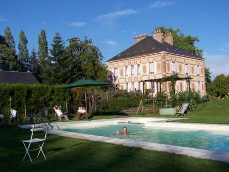 Chateau Des Bouffards Brinon-sur-Sauldre Exterior foto
