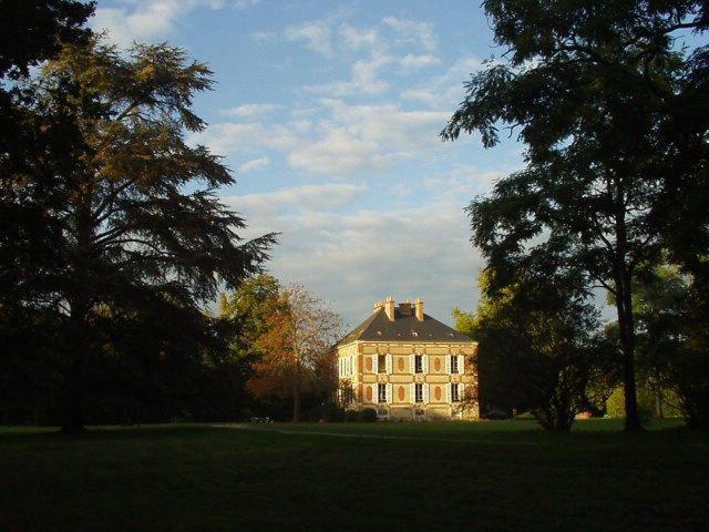 Chateau Des Bouffards Brinon-sur-Sauldre Exterior foto
